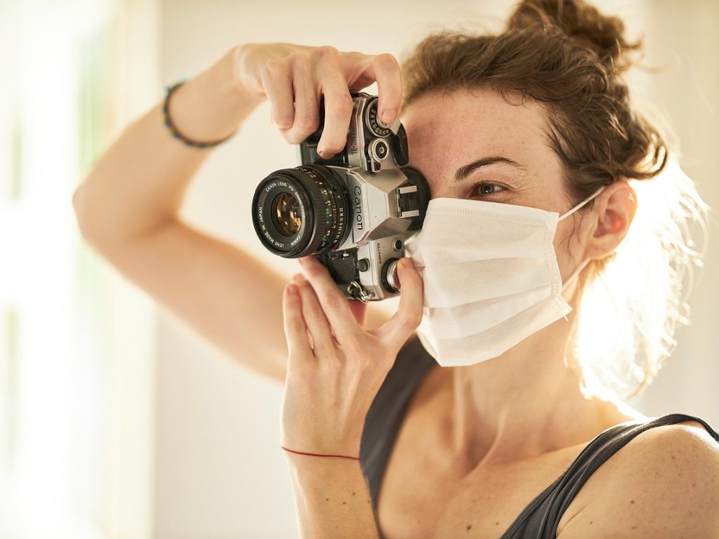 Photographer, coronavirus, mask — How Hospitals Manage Sudden Influxes of Patients