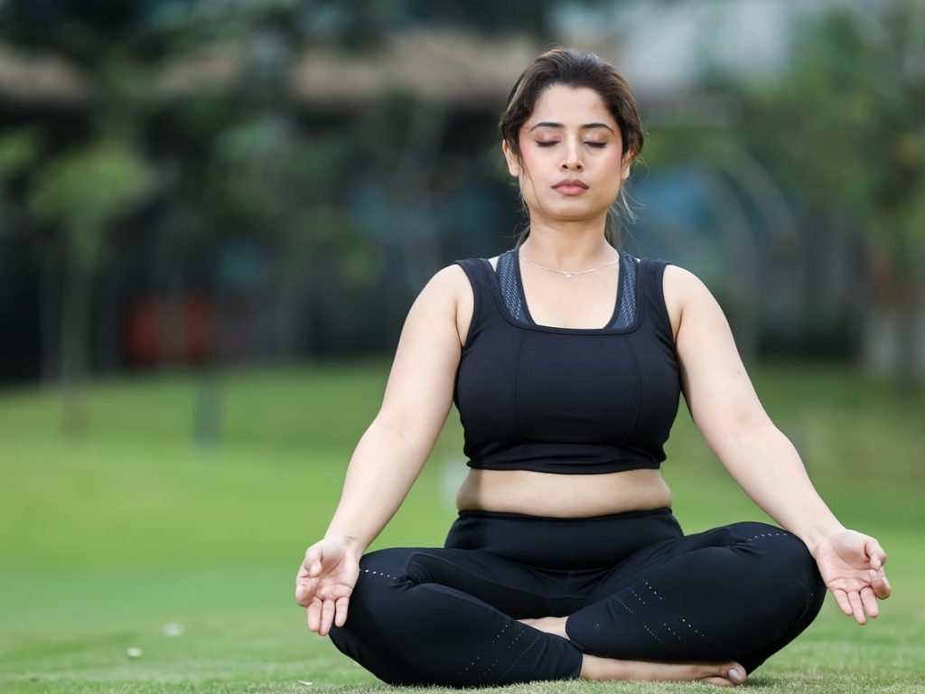 Woman, yoga, meditation — Navigating the Legal and Practical Aspects of Online Consultations for Medical Certificates